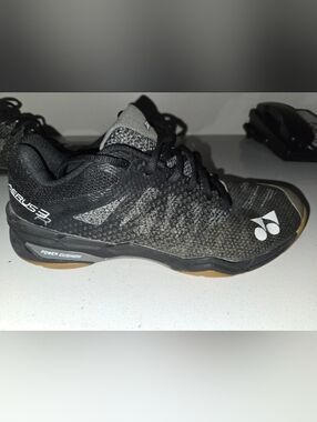 Yonex Power Cushion Aerus 3R Badminton Shoes Indoor Sport Size 10